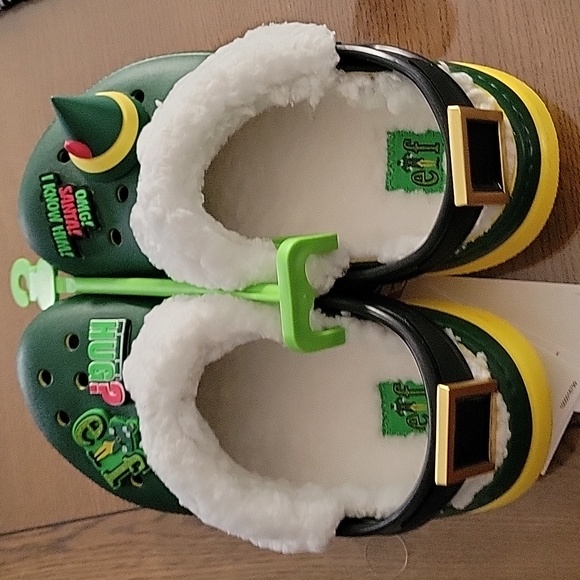 New crocs elf movie clogs size multiple sizes available - Picture 2 of 5